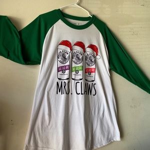 Mrs. Claws Quarter Sleeve Tee
